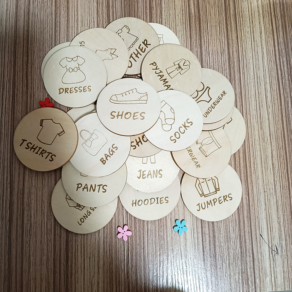 Wooden Wardrobe Labels, Kids C - Baby Clothing Tags recension och pris