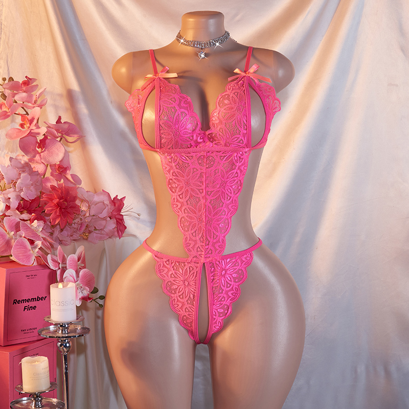 One-piece Hollow Rose Lace Tra - Baby Clothing Bundles recension och pris