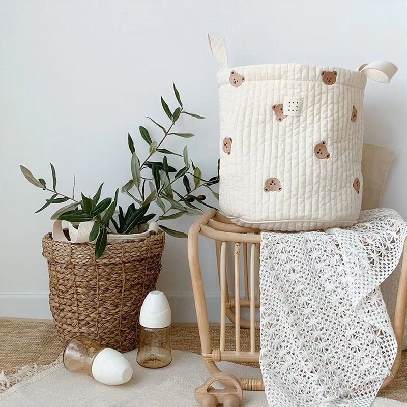 Beige Cotton Embroidery Baby D - Baby Clothing Basket recension och pris